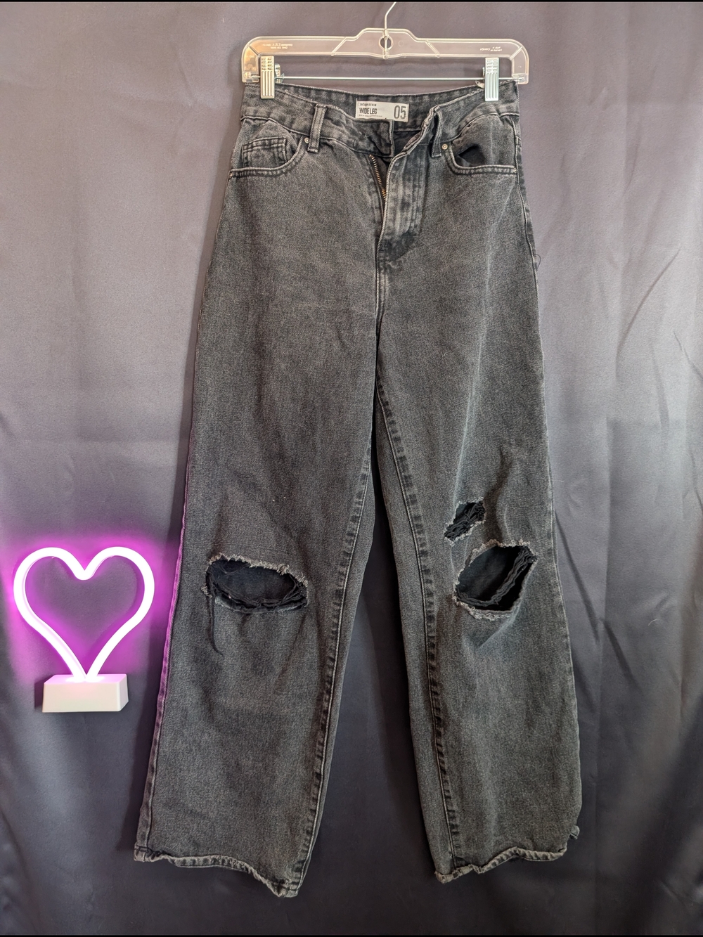 refuge Distressed Washed Black Wide-Leg Jeans Baggy Distressed Missing Button